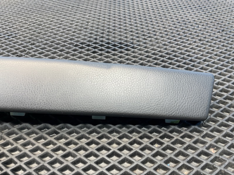 Подлокотник, 1000 рублей, Санкт-Петербург