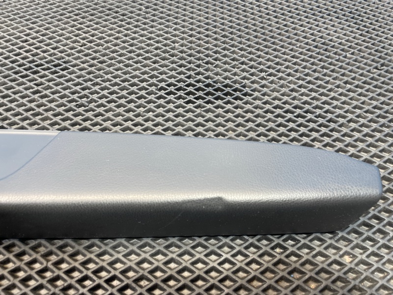 Подлокотник, 1000 рублей, Санкт-Петербург