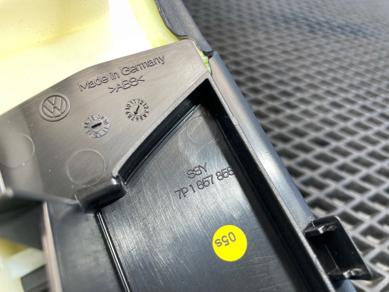 Подлокотник, 1000 рублей, Санкт-Петербург