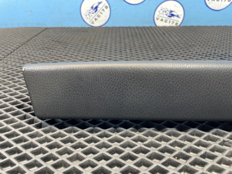 Подлокотник, 2000 рублей, Санкт-Петербург