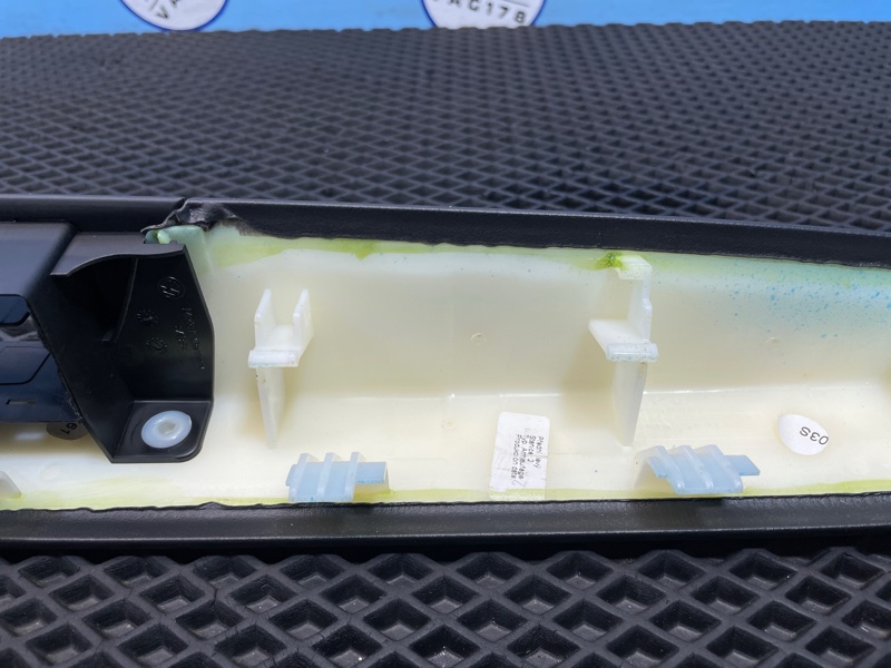 Подлокотник, 2000 рублей, Санкт-Петербург