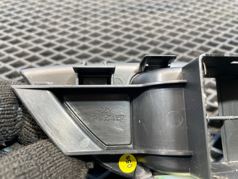 Подлокотник, 2000 рублей, Санкт-Петербург