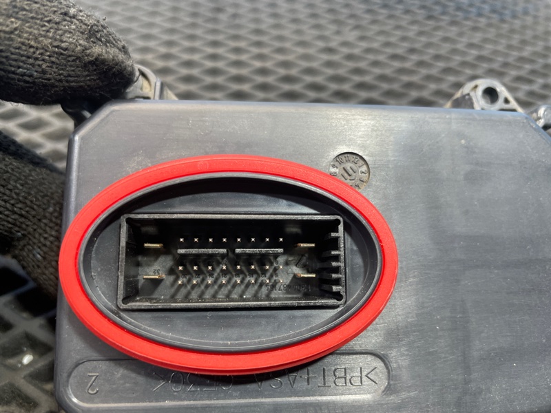 Блок ксеноновой лампы, 2000 рублей, Санкт-Петербург