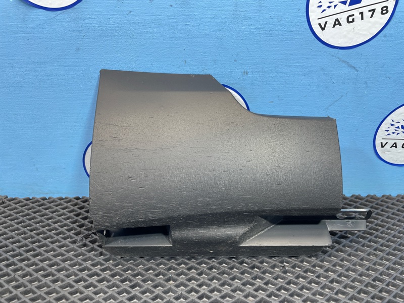 Накладка на порог, 1000 рублей, Санкт-Петербург