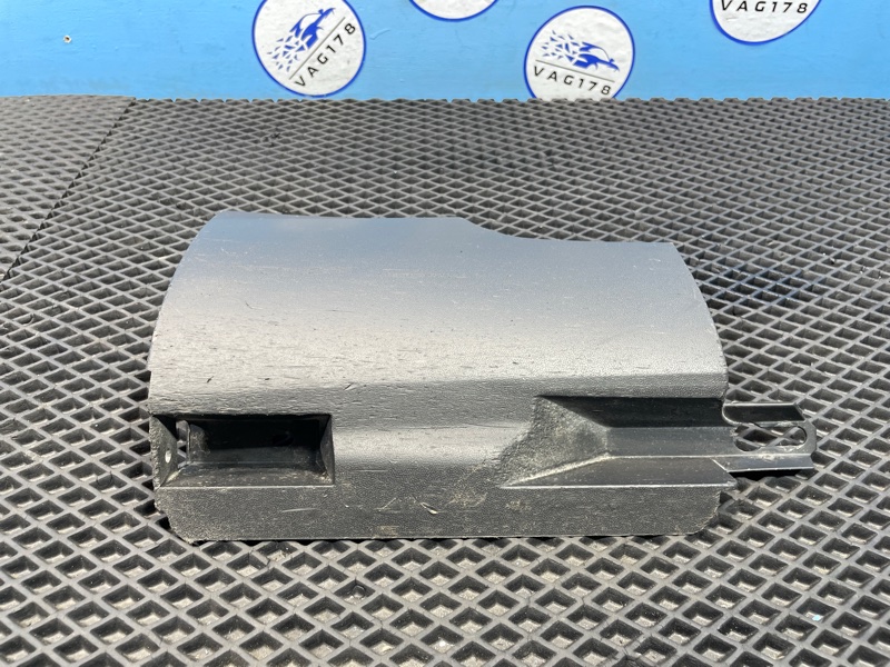 Накладка на порог, 1000 рублей, Санкт-Петербург