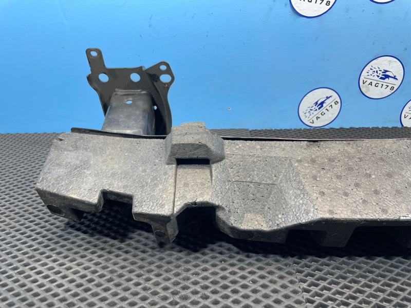 Усилитель бампера, 1000 рублей, Санкт-Петербург