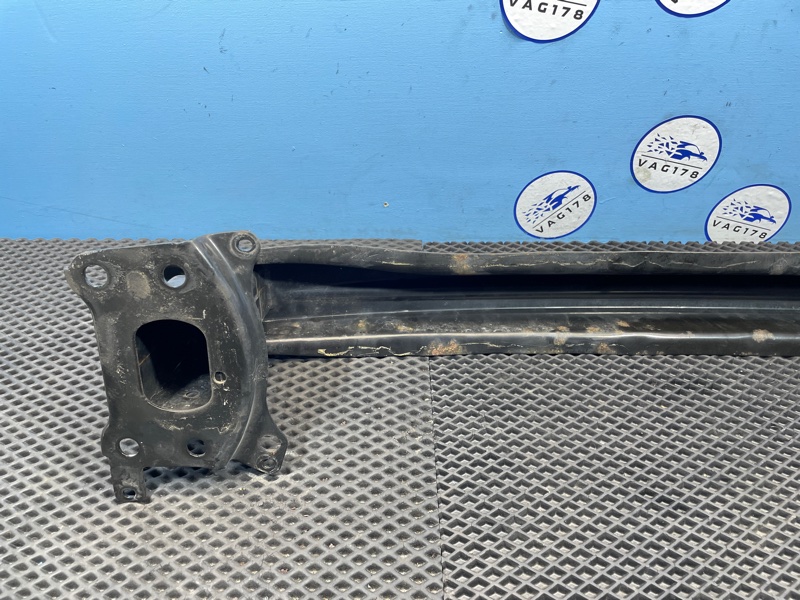 Усилитель бампера, 1000 рублей, Санкт-Петербург