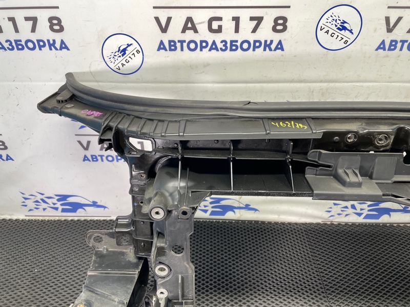 Панель передняя, 10000 рублей, Санкт-Петербург