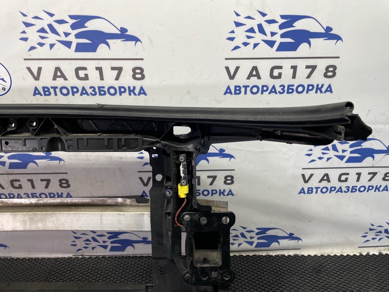 Панель передняя, 10000 рублей, Санкт-Петербург