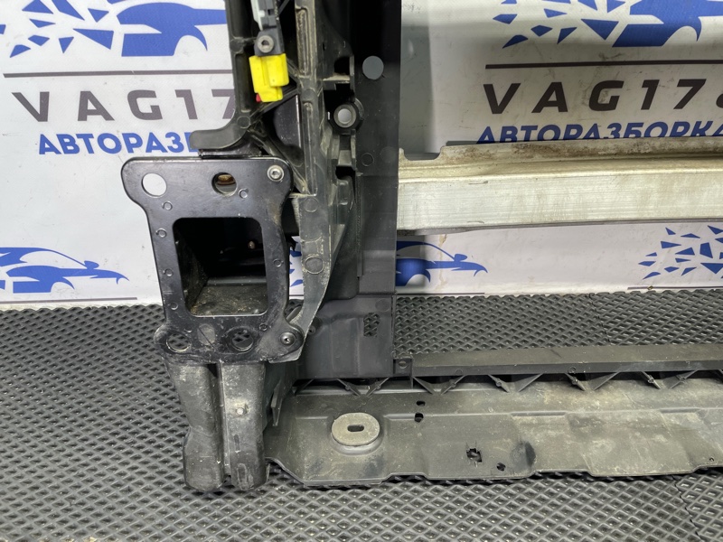 Панель передняя, 10000 рублей, Санкт-Петербург