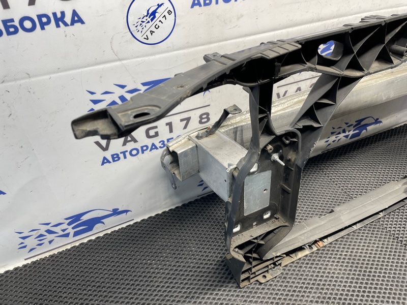 Панель передняя, 10000 рублей, Санкт-Петербург