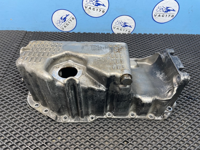 Поддон двигателя масляный, 2500 рублей, Санкт-Петербург