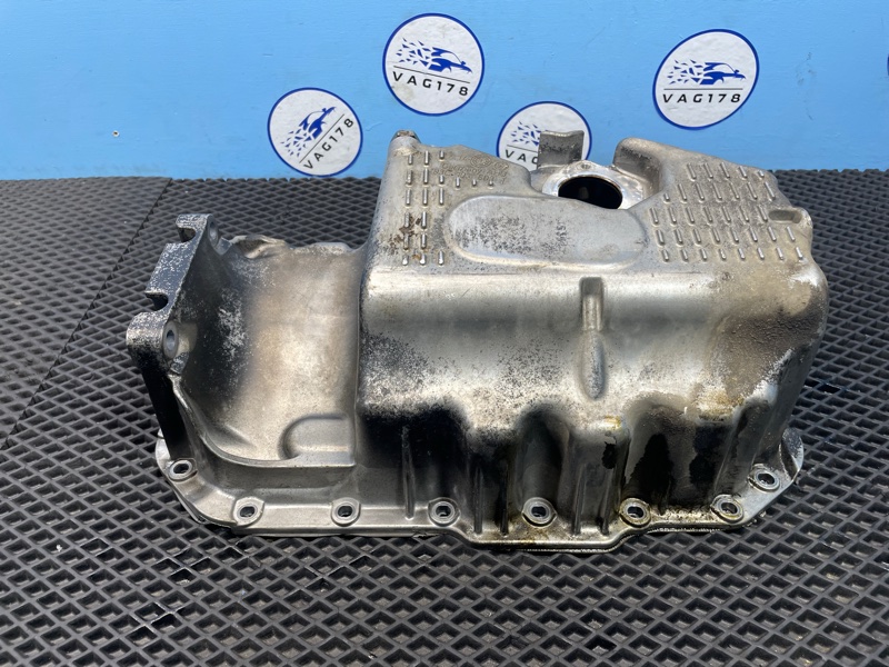 Поддон двигателя масляный, 2500 рублей, Санкт-Петербург