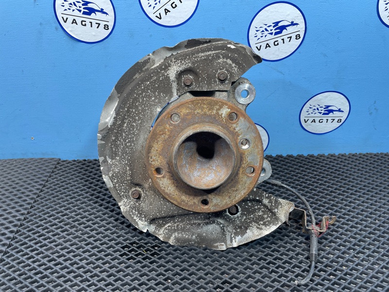 Кулак поворотный, 1500 рублей, Санкт-Петербург