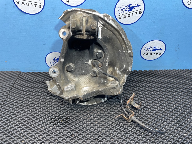 Кулак поворотный, 1500 рублей, Санкт-Петербург