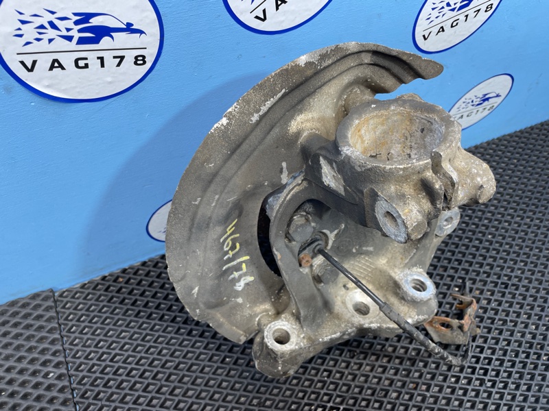 Кулак поворотный, 1500 рублей, Санкт-Петербург