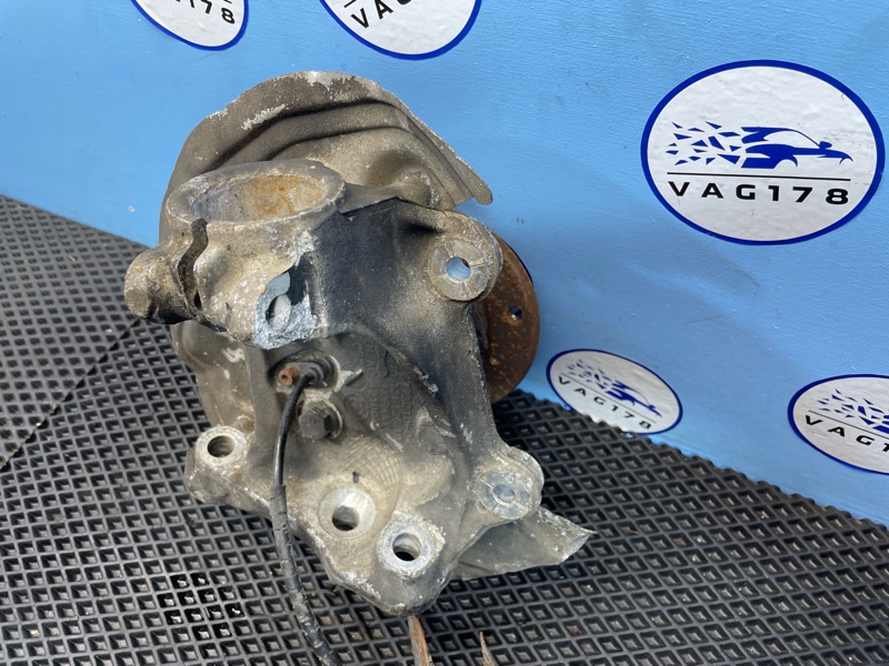 Кулак поворотный, 1500 рублей, Санкт-Петербург