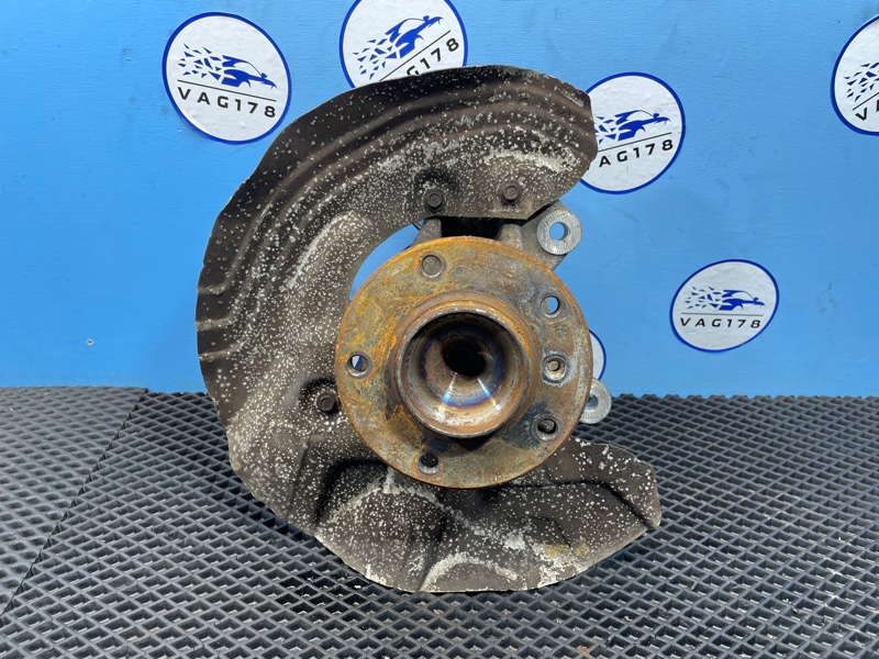 Кулак поворотный, 1500 рублей, Санкт-Петербург