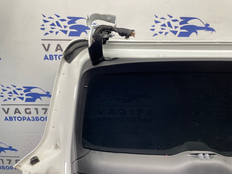 Дверь багажника, 20000 рублей, Санкт-Петербург