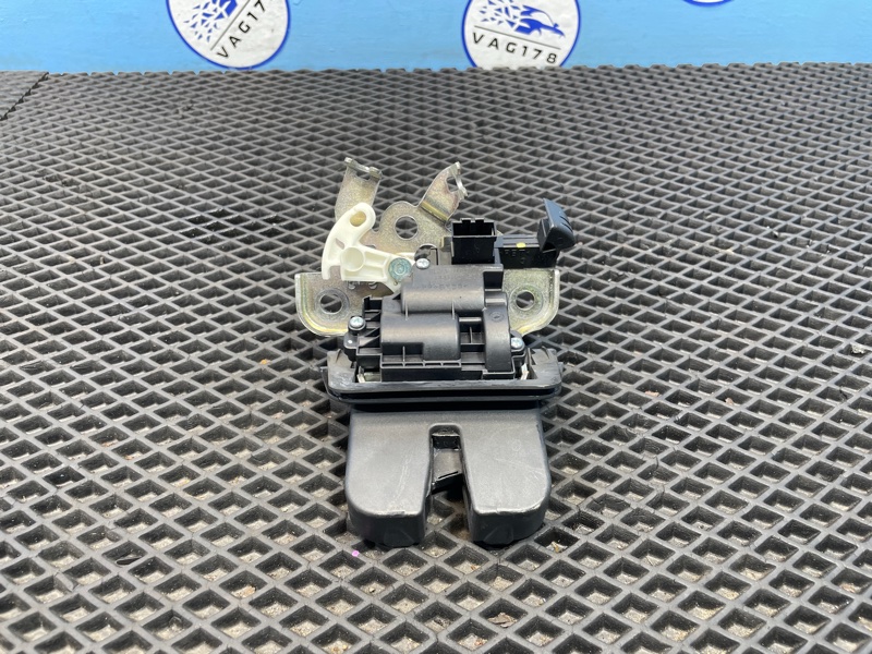 Замок багажника, 1500 рублей, Санкт-Петербург