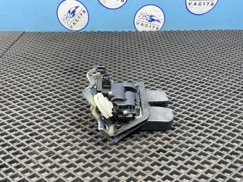 Замок багажника, 1500 рублей, Санкт-Петербург