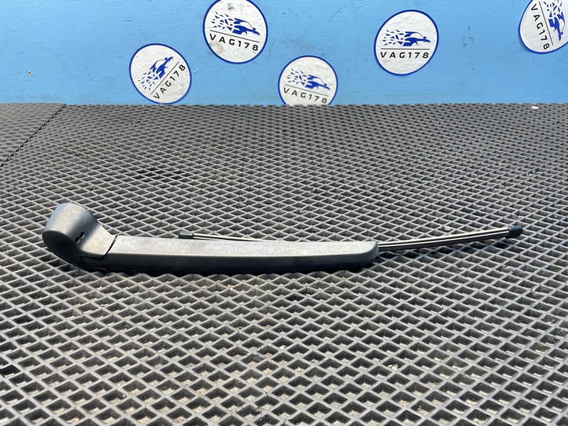 Поводок стеклоочистителя, 2500 рублей, Санкт-Петербург