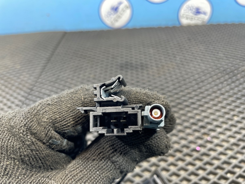 Кнопка открывания багажника, 3500 рублей, Санкт-Петербург