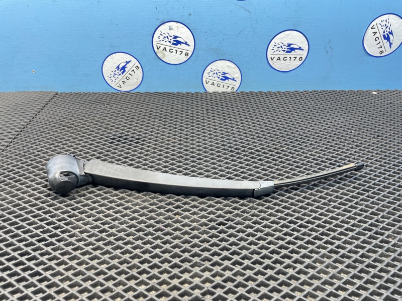 Поводок стеклоочистителя, 2000 рублей, Санкт-Петербург