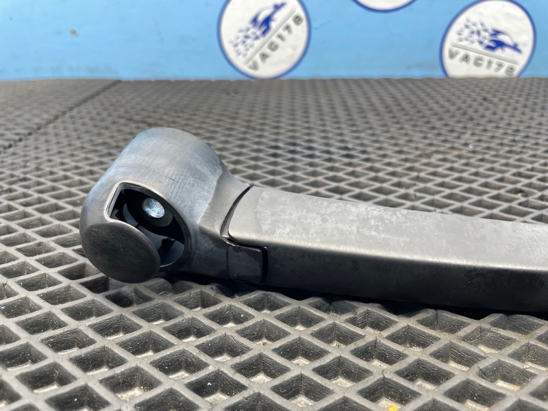 Поводок стеклоочистителя, 2000 рублей, Санкт-Петербург