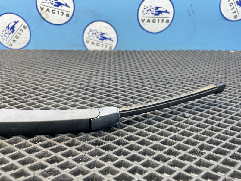 Поводок стеклоочистителя, 2000 рублей, Санкт-Петербург