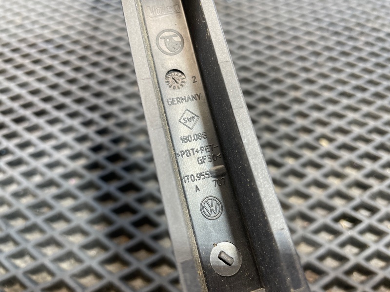 Поводок стеклоочистителя, 2000 рублей, Санкт-Петербург