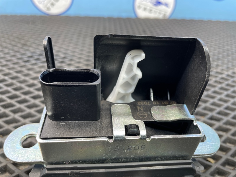 Замок багажника, 4500 рублей, Санкт-Петербург