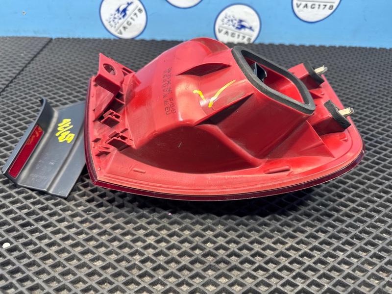 Фонарь, 2000 рублей, Санкт-Петербург