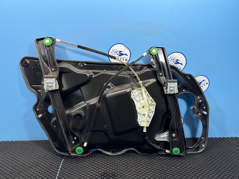 Стеклоподъемник электр., 2000 рублей, Санкт-Петербург