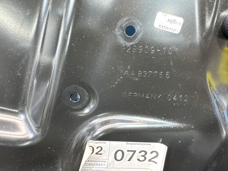 Стеклоподъемник электр., 2000 рублей, Санкт-Петербург