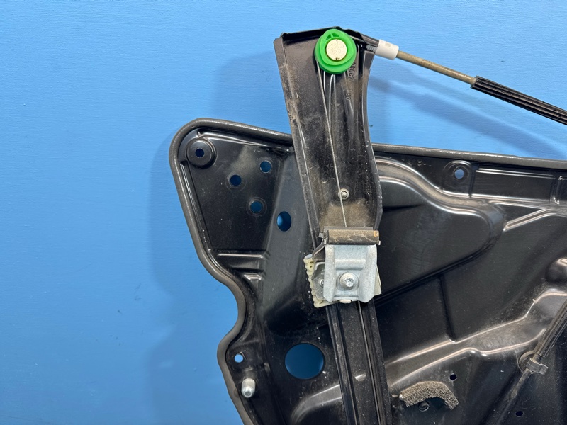 Стеклоподъемник электр., 2000 рублей, Санкт-Петербург