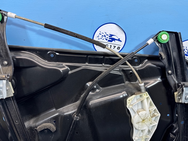 Стеклоподъемник электр., 2000 рублей, Санкт-Петербург