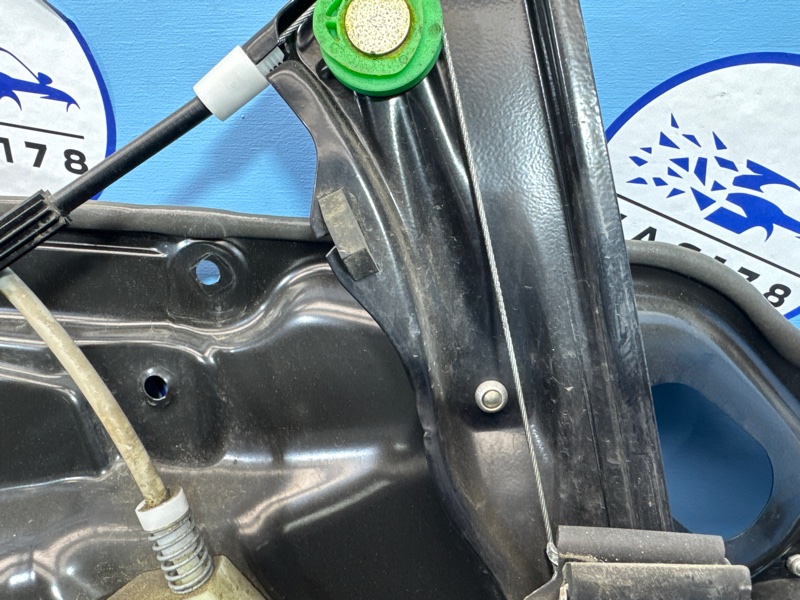 Стеклоподъемник электр., 2000 рублей, Санкт-Петербург