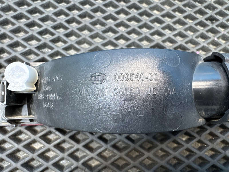 Фонарь противотуманный, 1000 рублей, Санкт-Петербург