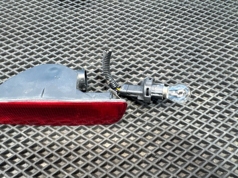 Фонарь противотуманный, 1000 рублей, Санкт-Петербург