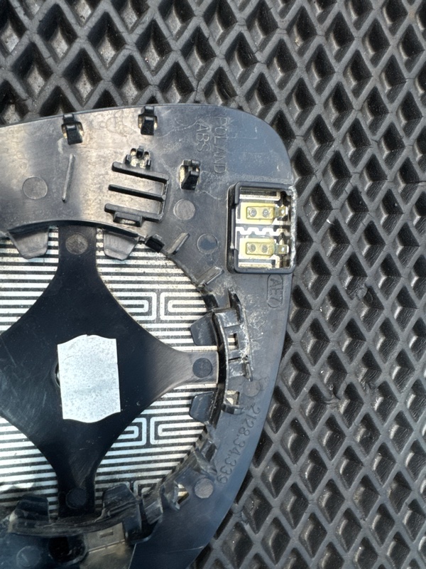 Зеркальный элемент, 2500 рублей, Санкт-Петербург