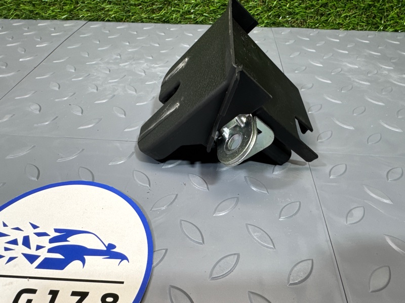 Замок багажника, 3500 рублей, Санкт-Петербург