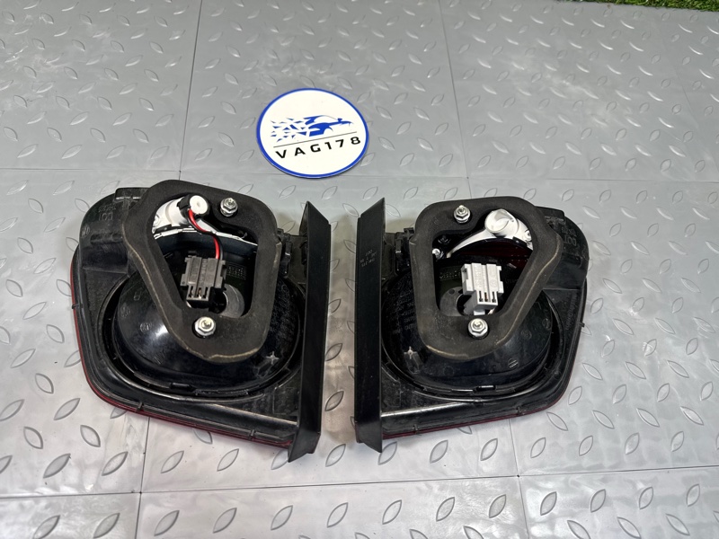 Фонарь, 2000 рублей, Санкт-Петербург