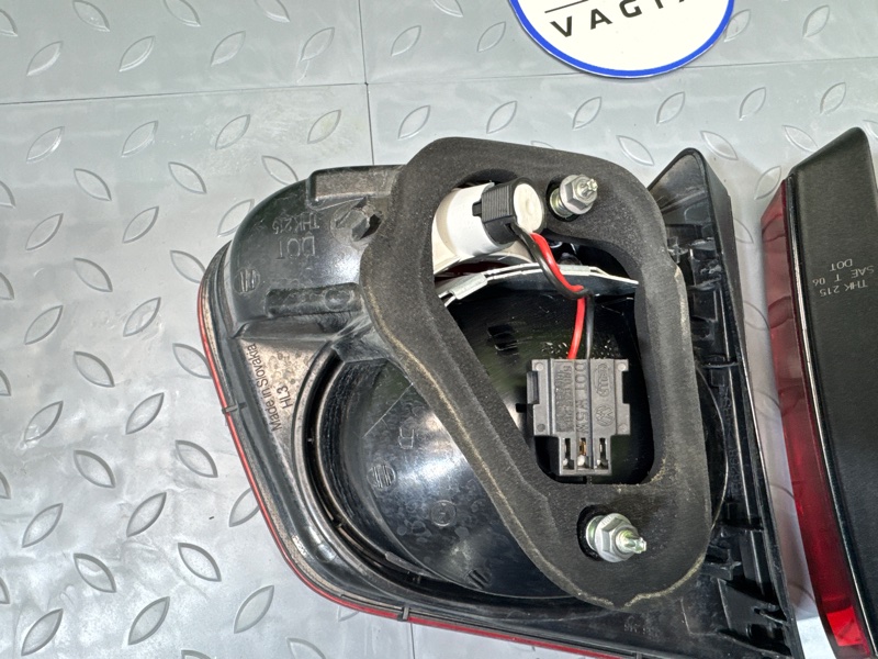 Фонарь, 2000 рублей, Санкт-Петербург