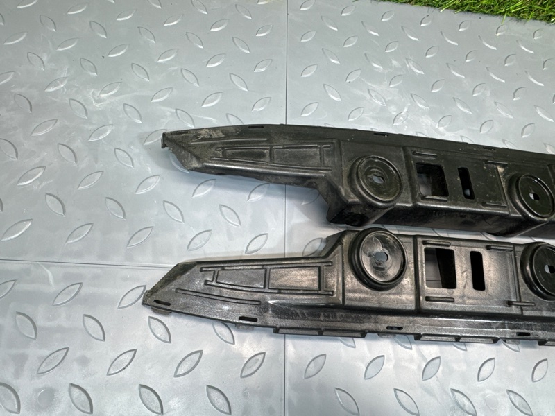 Направляющая бампера, 2000 рублей, Санкт-Петербург