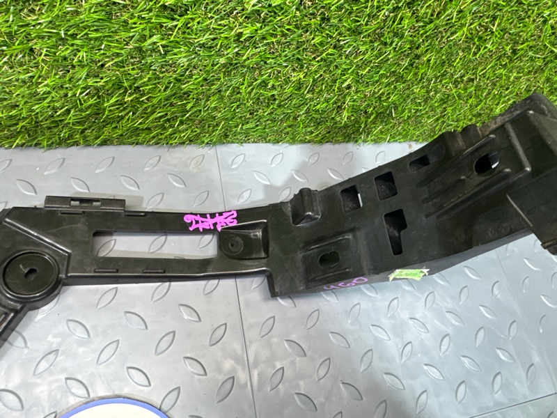 Направляющая бампера, 2000 рублей, Санкт-Петербург