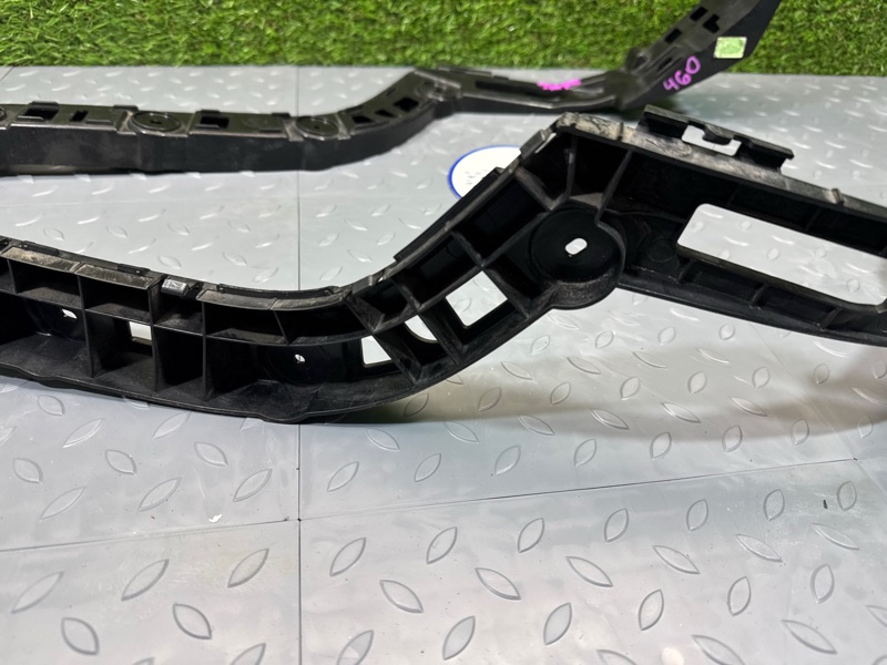 Направляющая бампера, 2000 рублей, Санкт-Петербург