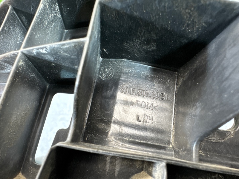 Направляющая бампера, 2000 рублей, Санкт-Петербург