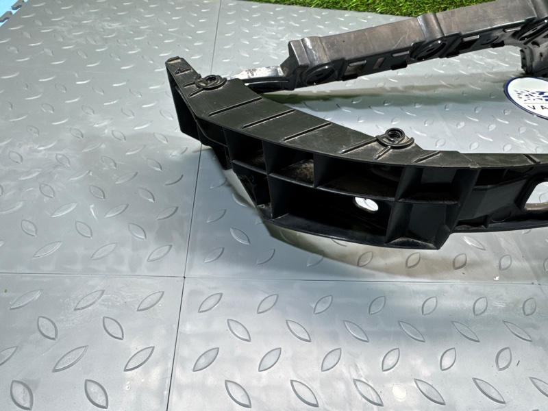 Направляющая бампера, 2000 рублей, Санкт-Петербург