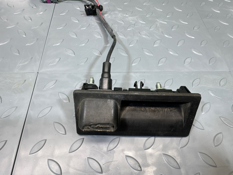 Кнопка открывания багажника, 3000 рублей, Санкт-Петербург